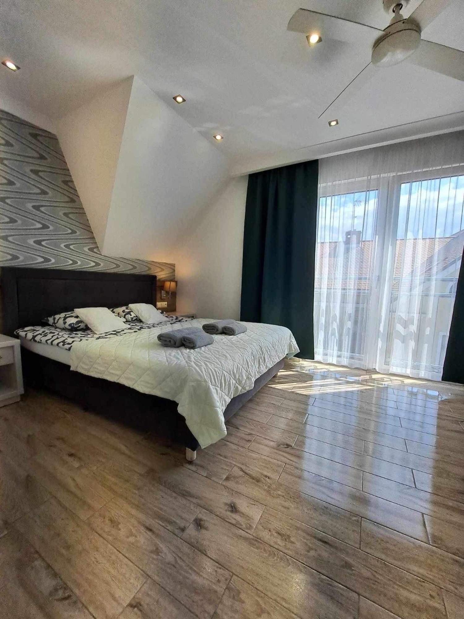 Helios Bed & Breakfast Ustka Exterior photo